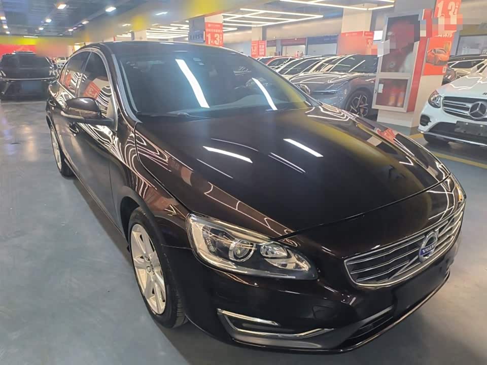 Volvo S60