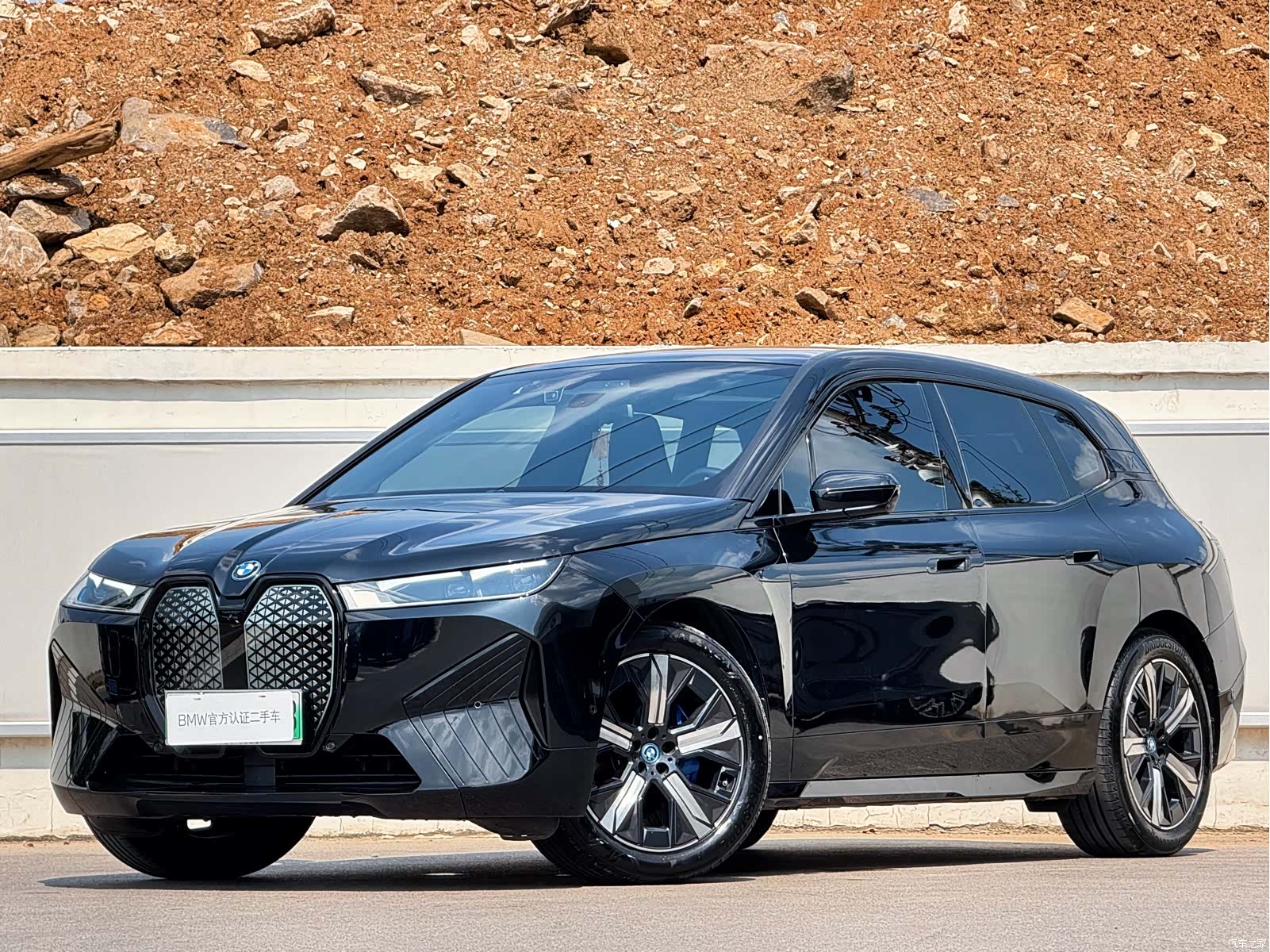 BMW iX, 2025 1