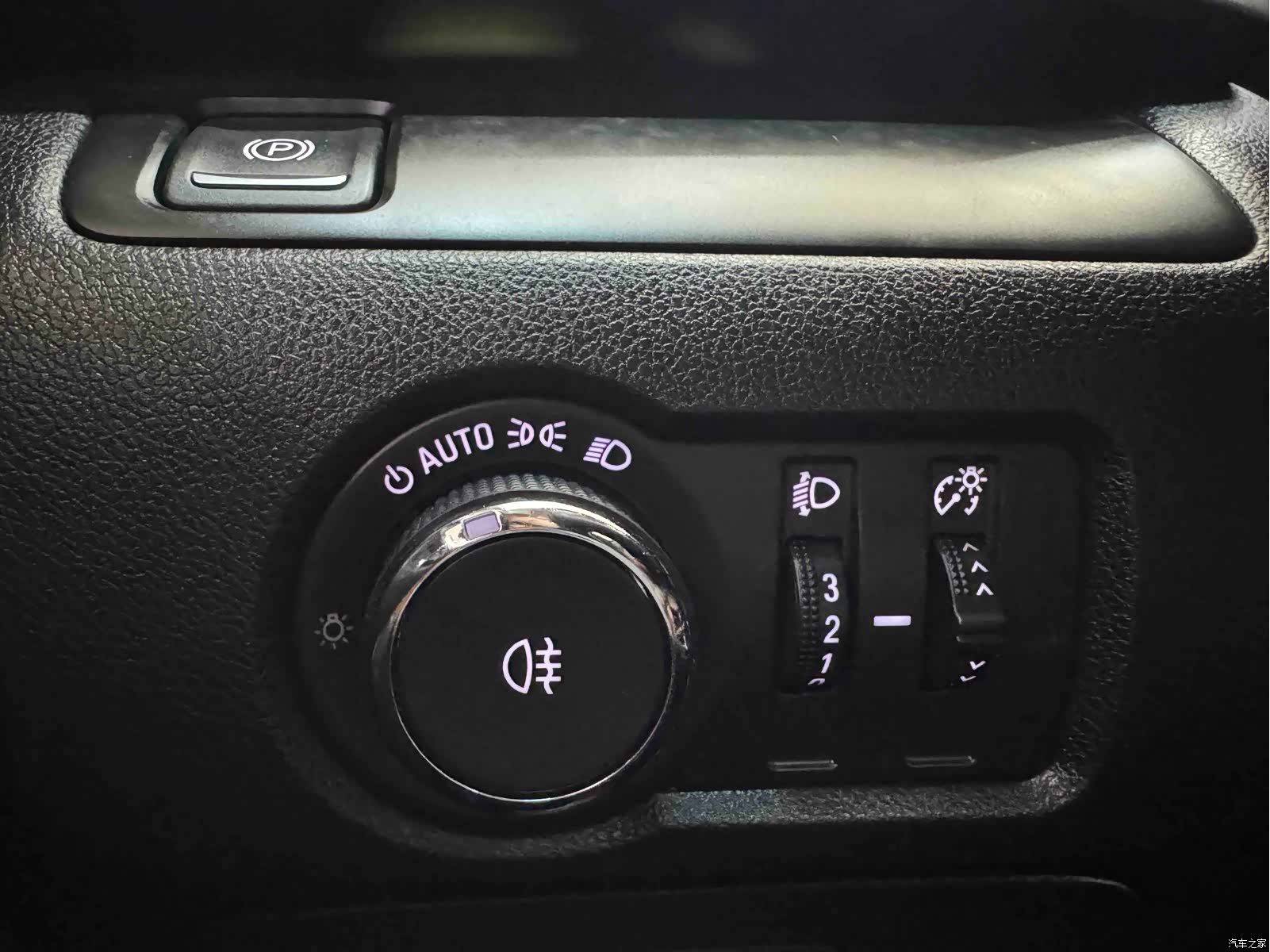Buick GL6, 2022 11