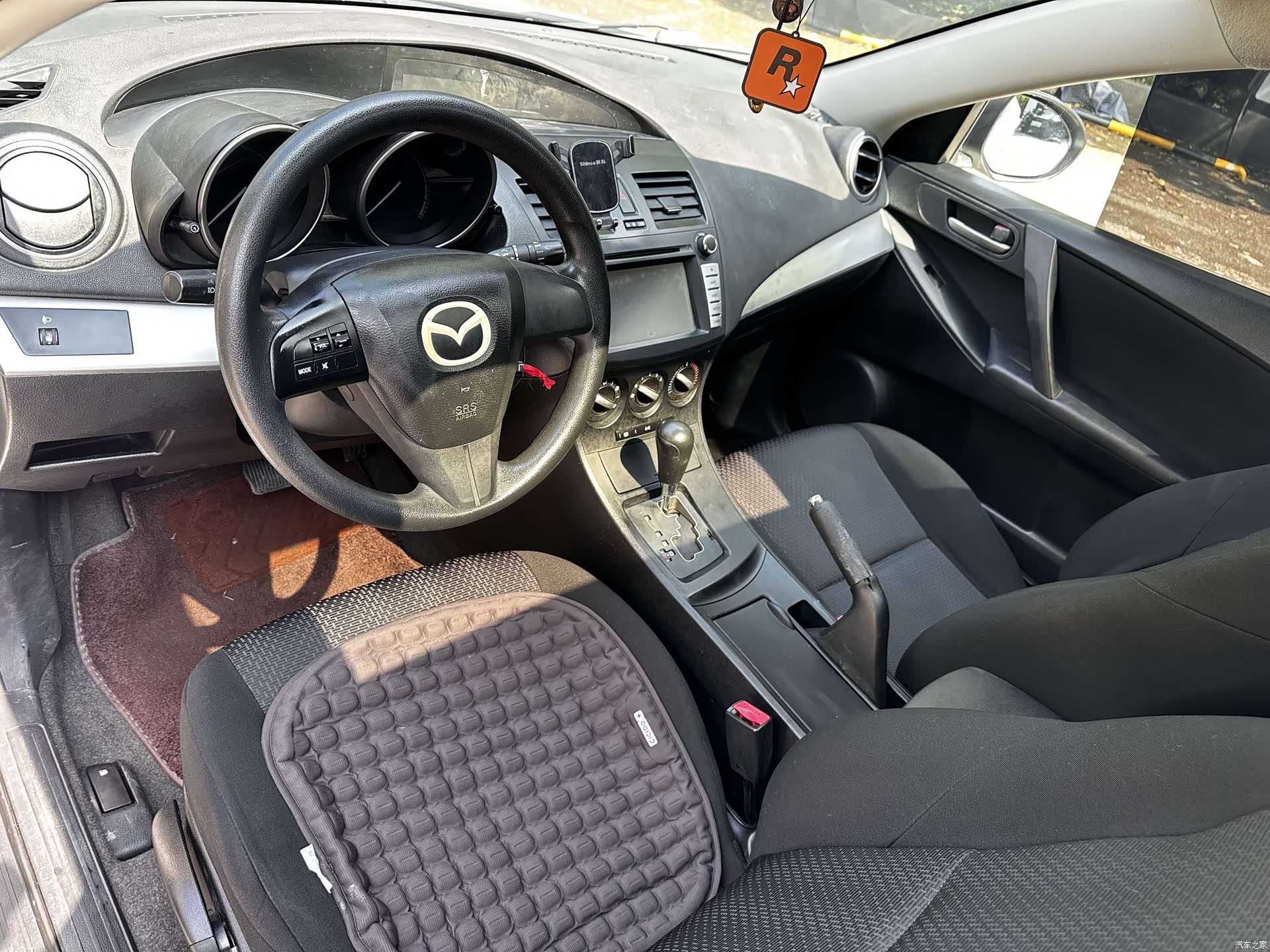 Mazda 3, 2013 8