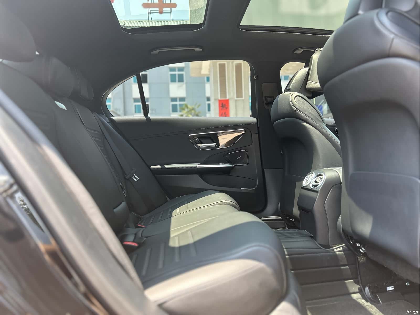 Mercedes-Benz C-Class, 2022 21