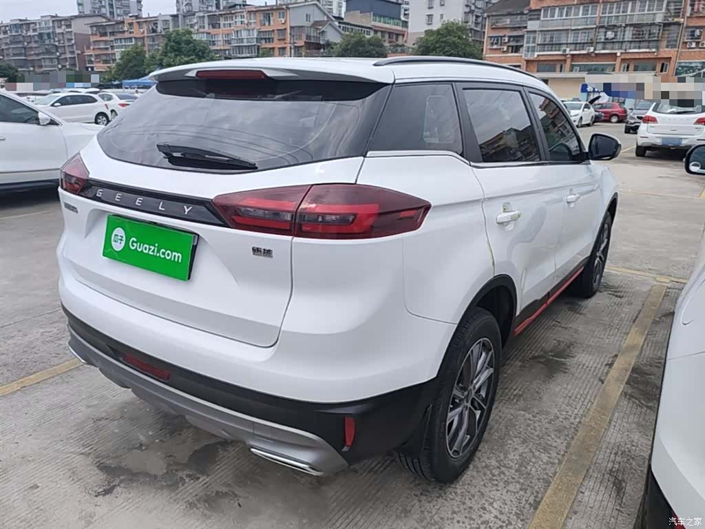 Geely Boyue, 2022 7