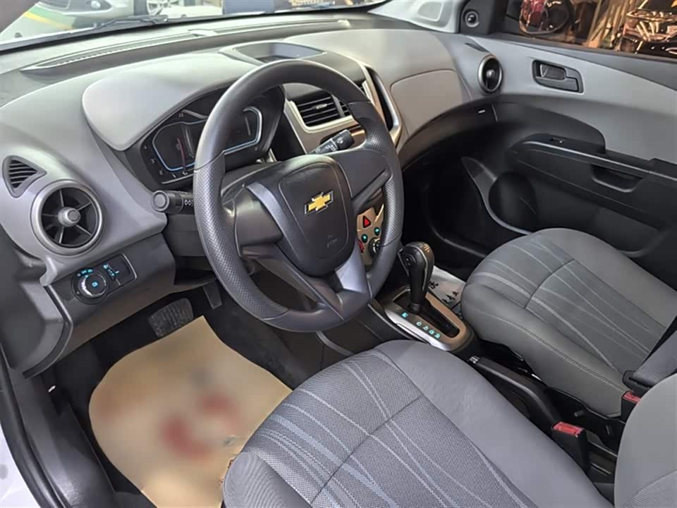 Chevrolet Aiweiou Chevrolet Aiweiou