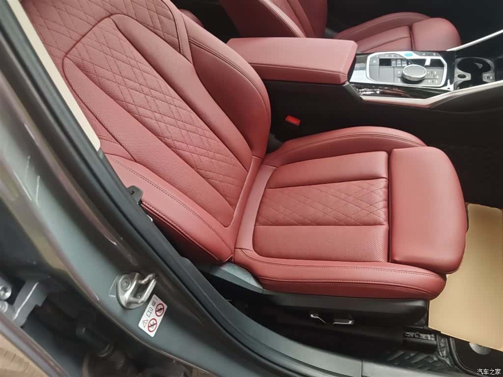 BMW i3, 2024 25