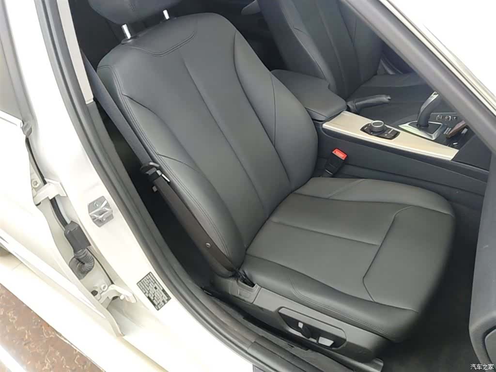 BMW 3 Series, 2015 25