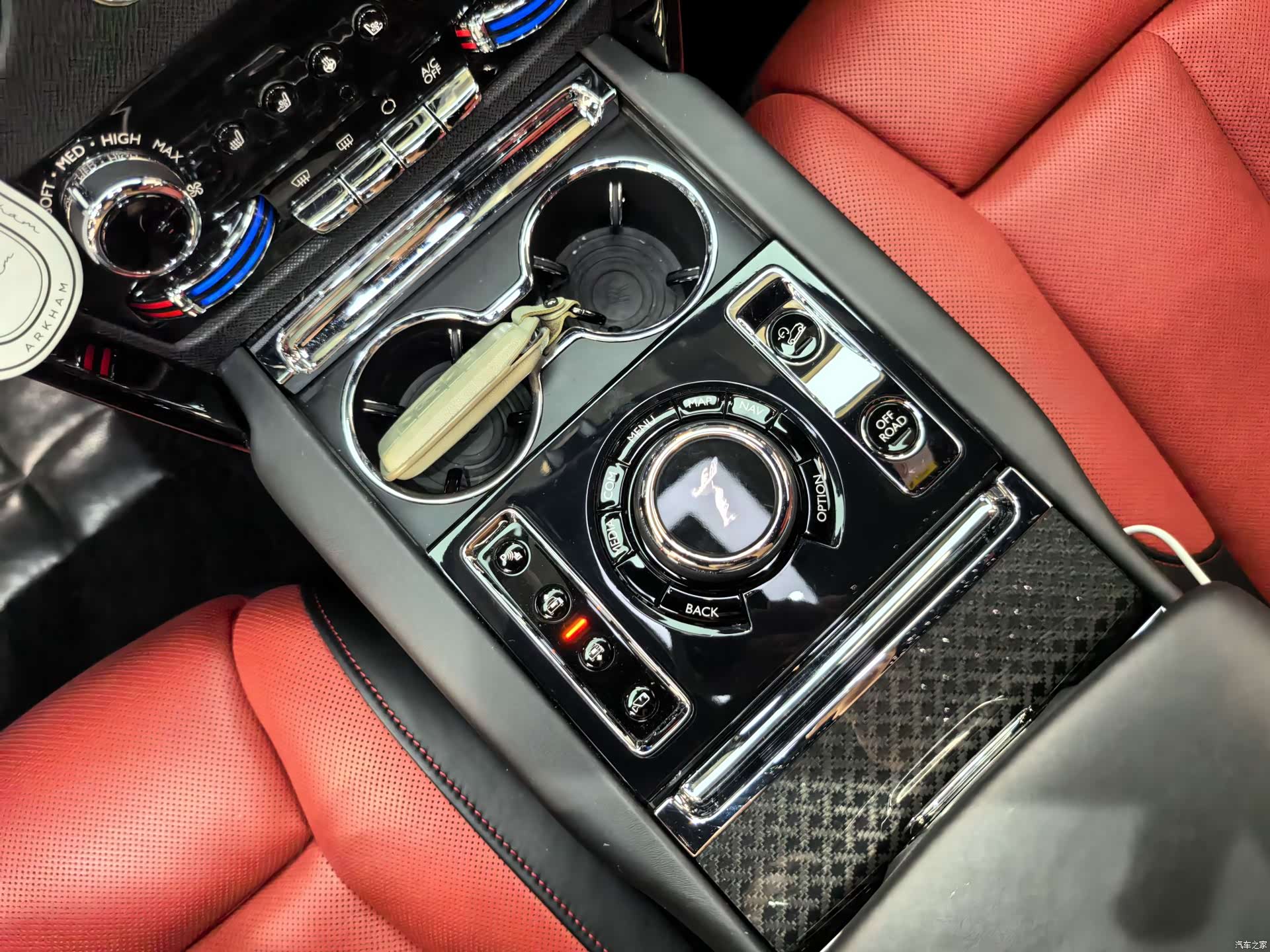 Rolls-Royce Cullinan, 2021 15