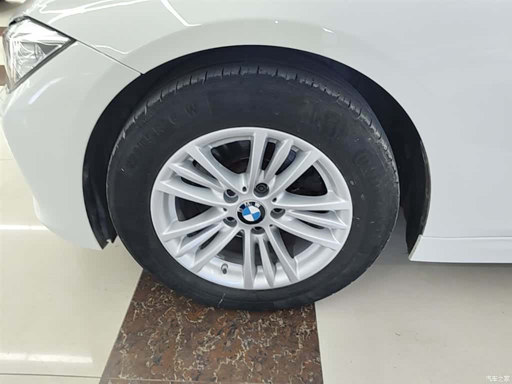 BMW 3 Series, 2015 23