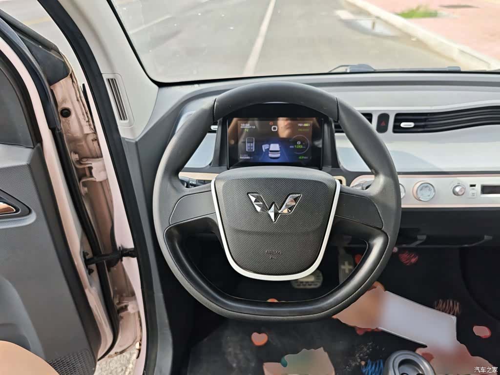 Wuling MINIEV, 2021 11