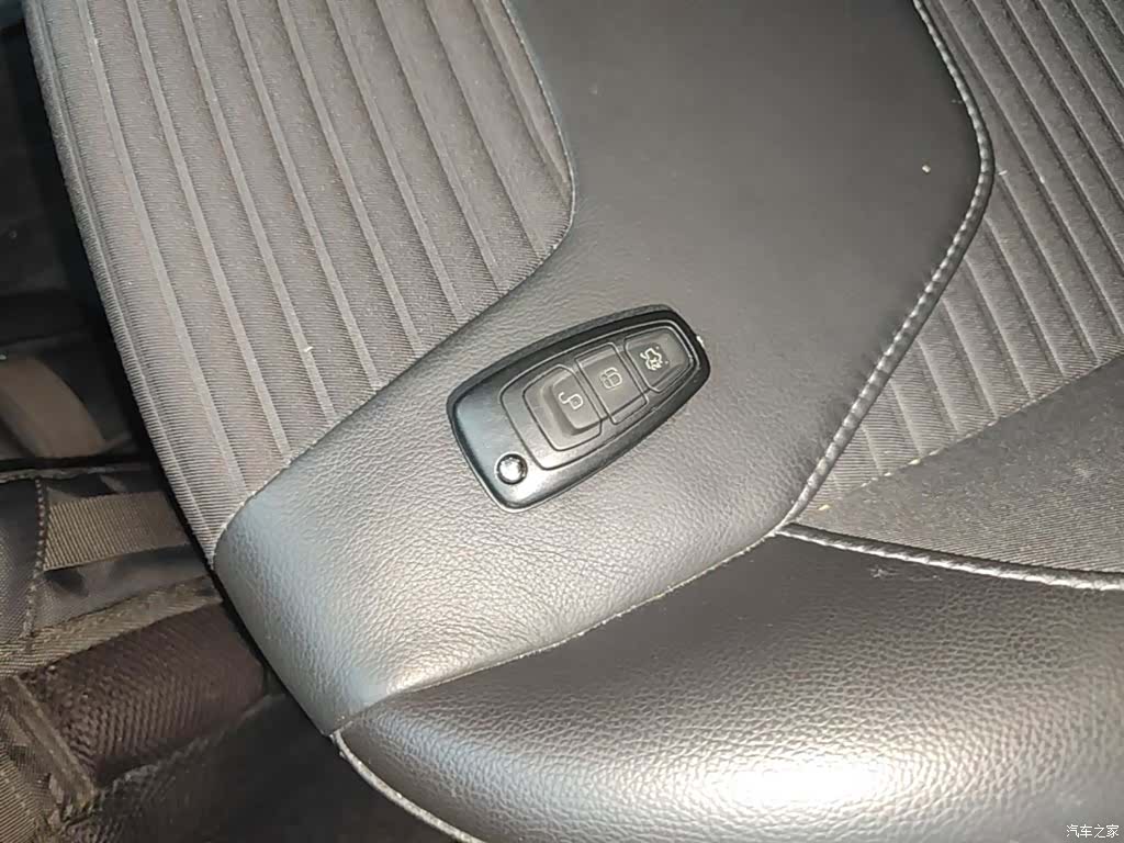 Ford Focus, 2016 9
