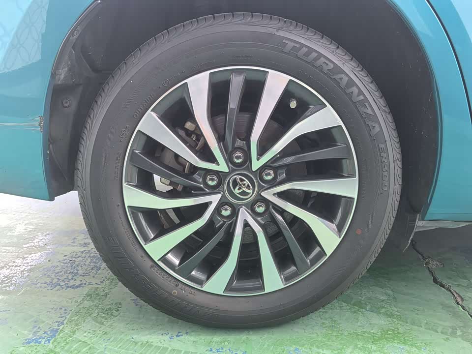 Toyota Corolla dual engine E+