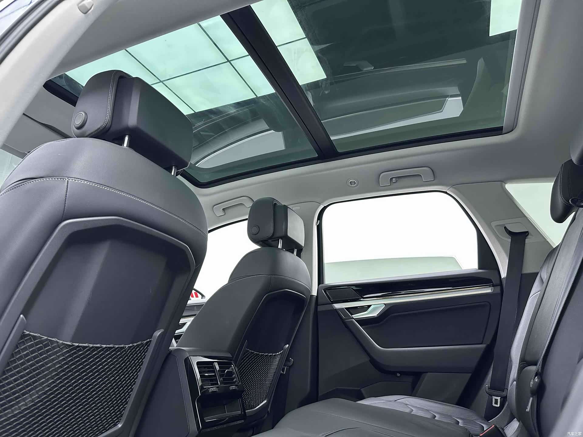 Volkswagen Touareg, 2019 7