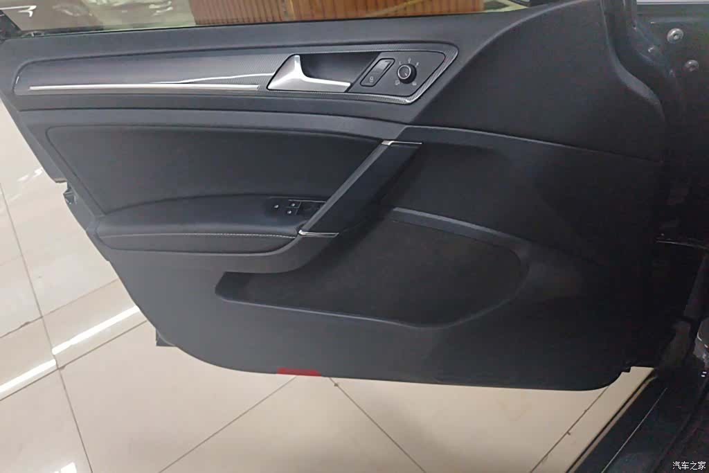 Volkswagen Golf, 2020 7