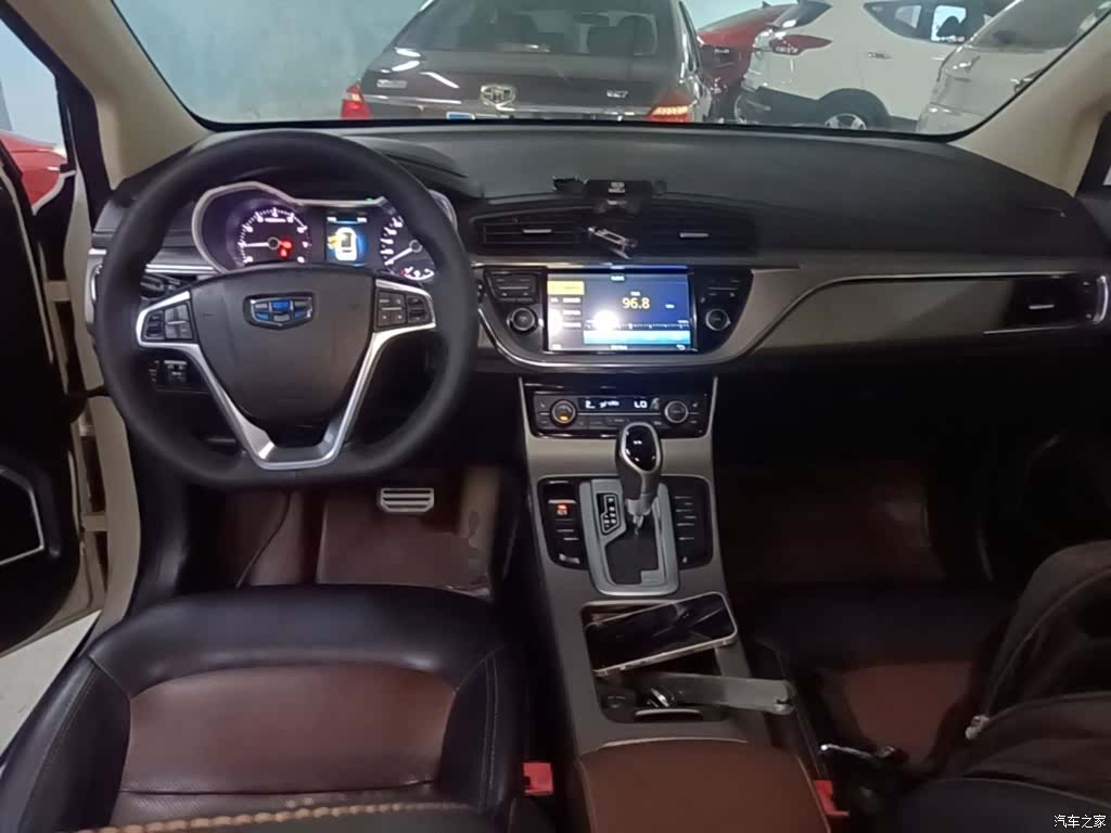 Geely Emgrand, 2018 10
