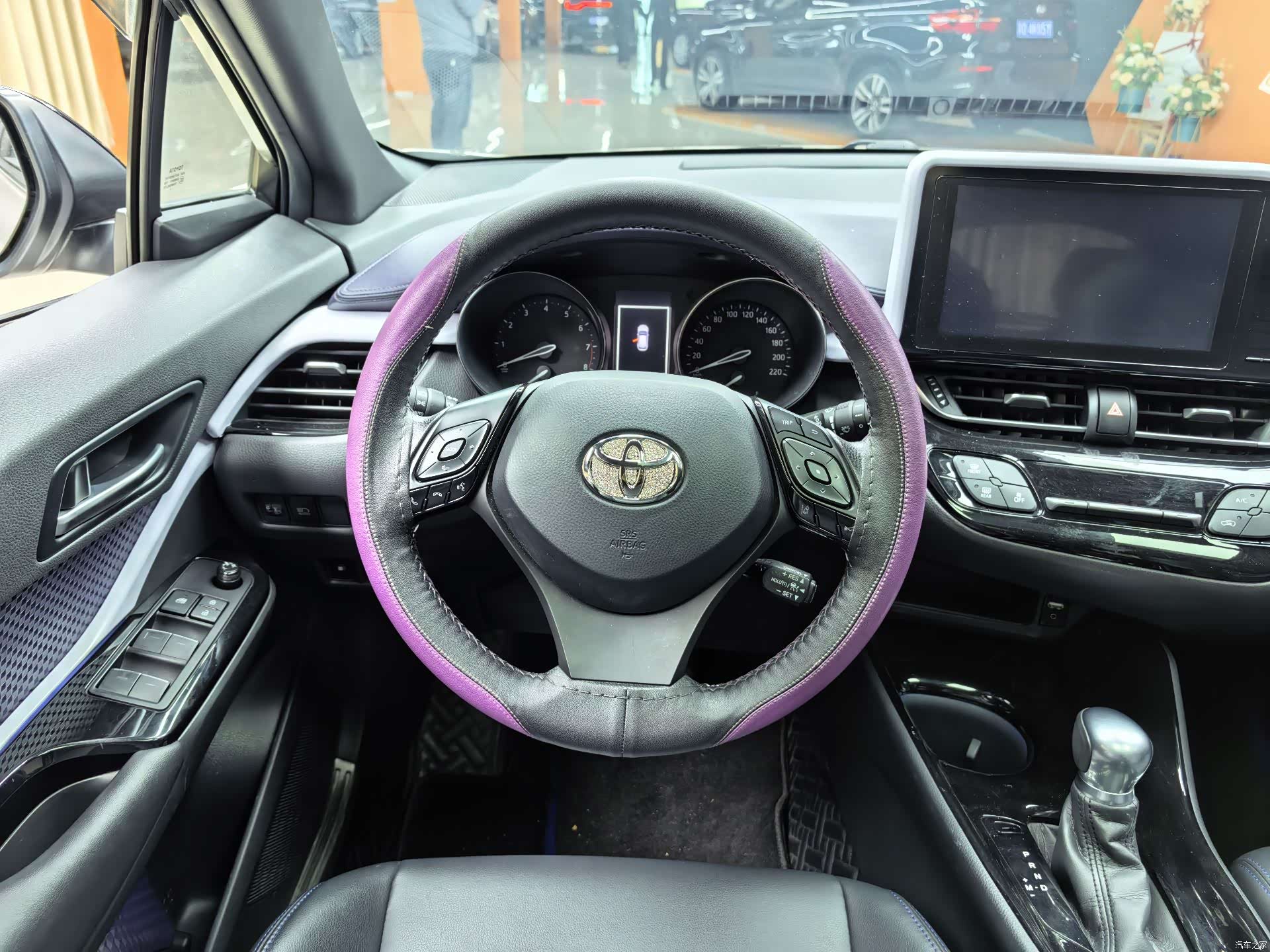 Toyota C-HR, 2021 10