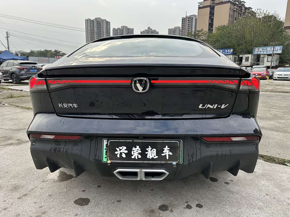 Changan UNI-V Smart iDD