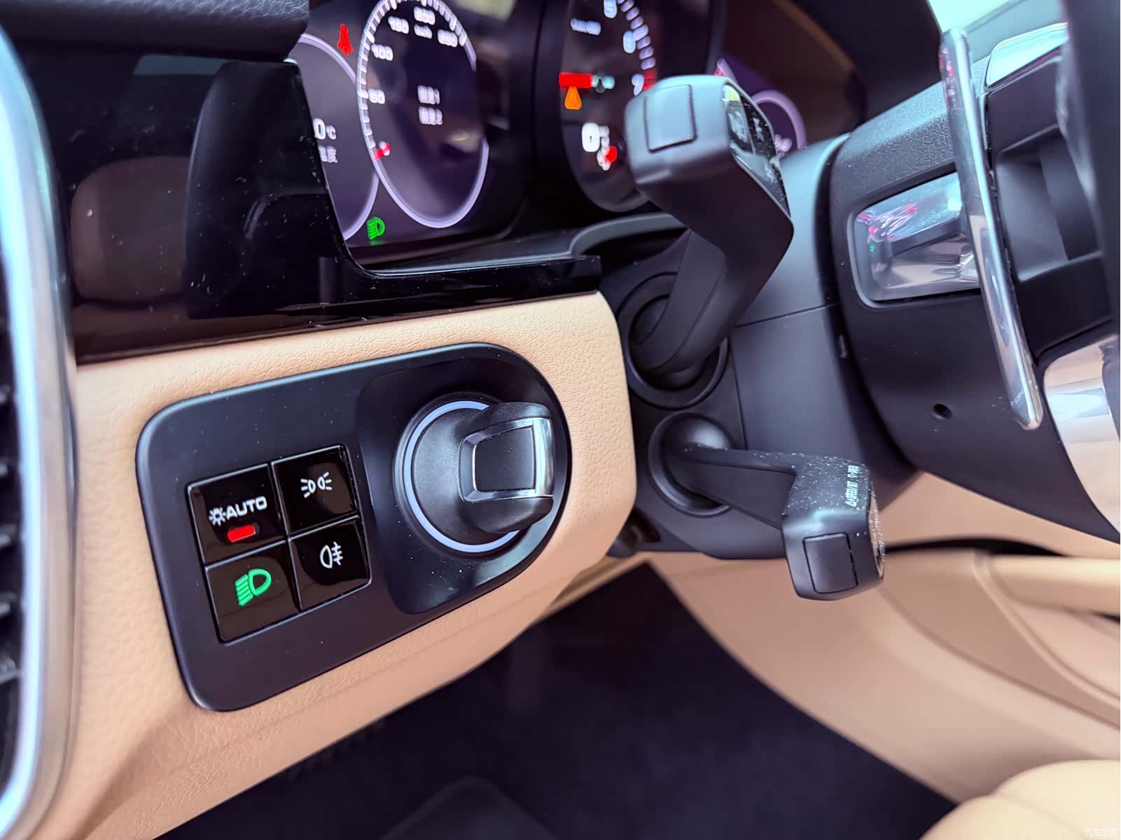Porsche Cayenne, 2018 11