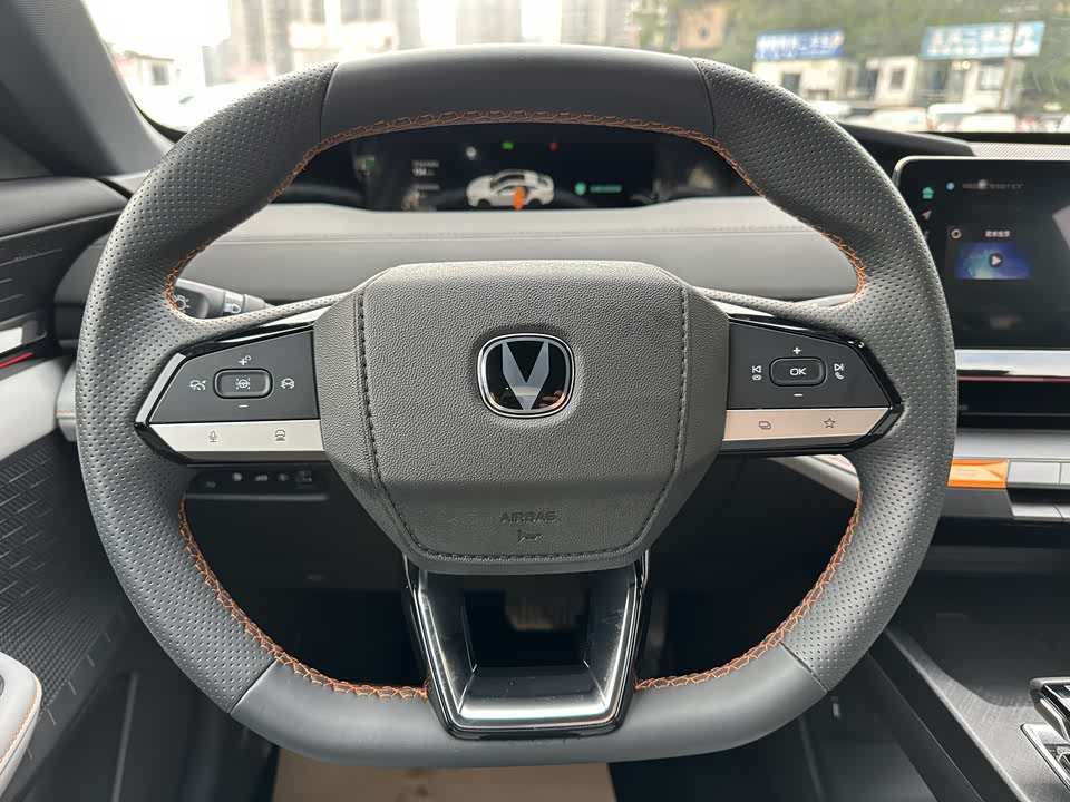 Changan UNI-V Smart iDD