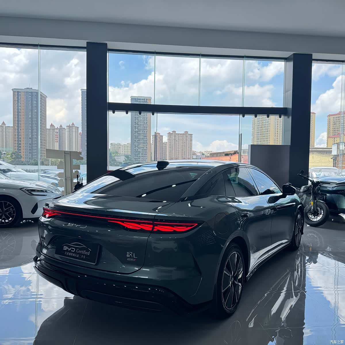 BYD Han, 2025 7