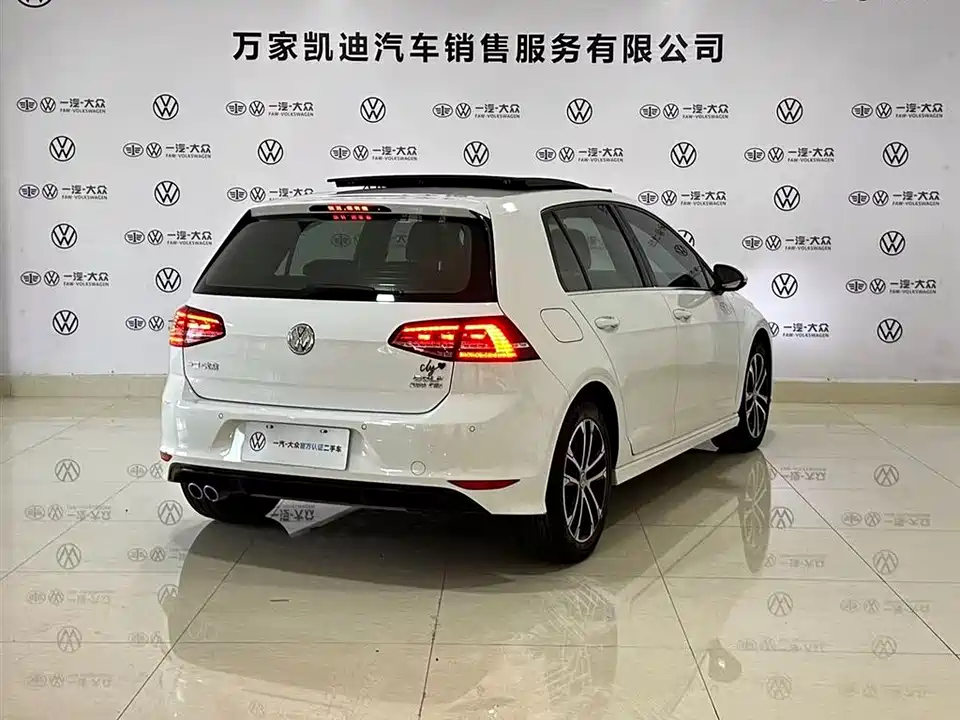 Volkswagen golf