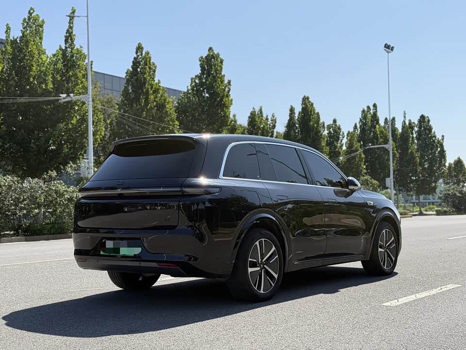 Li Auto Ideal L8