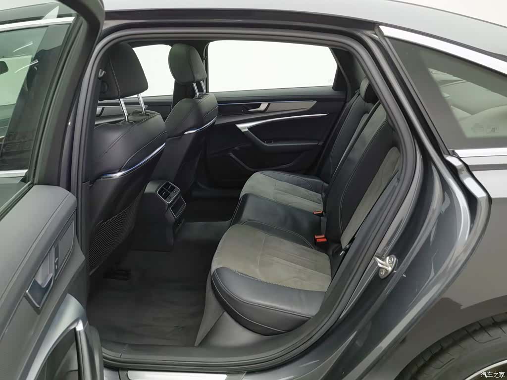 Audi A6L, 2021 15