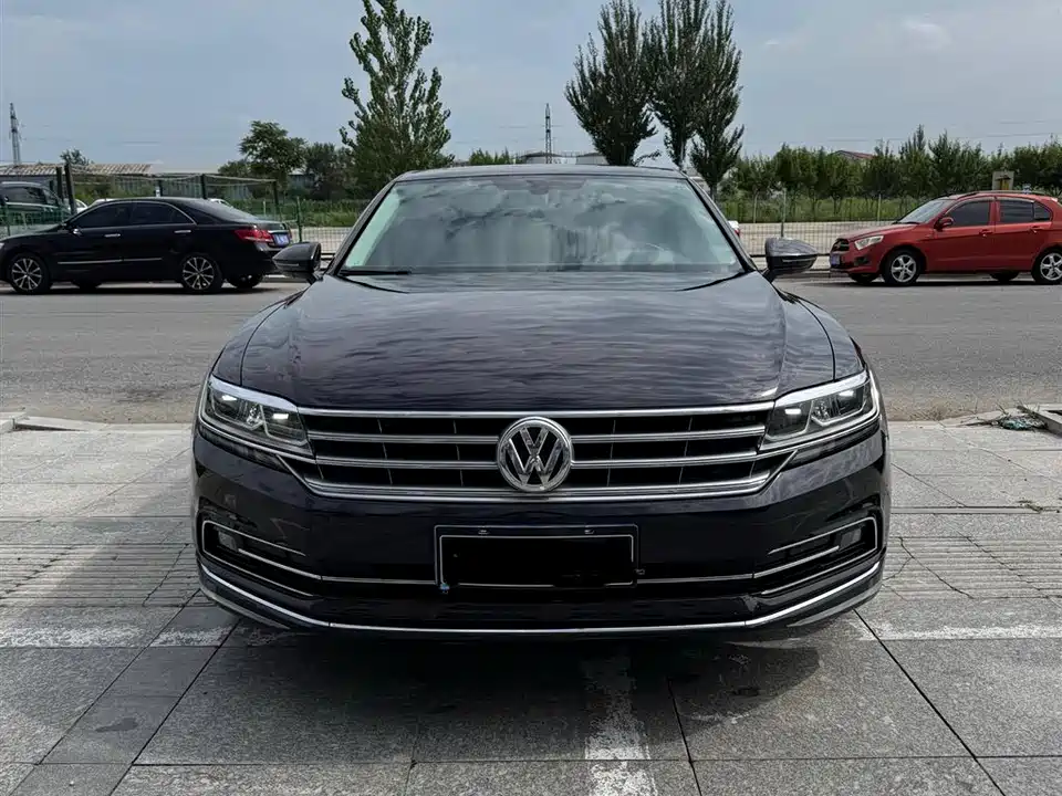 Volkswagen Huiang