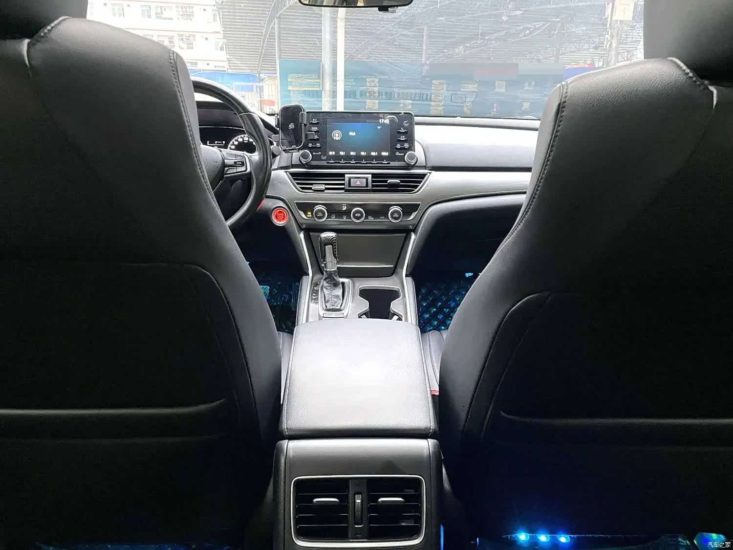 Honda Accord, 2020 13