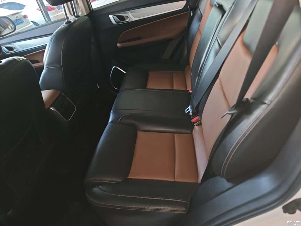 Geely X6, 2018 17