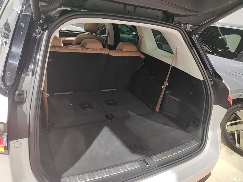 NIO ES8, 2019 19