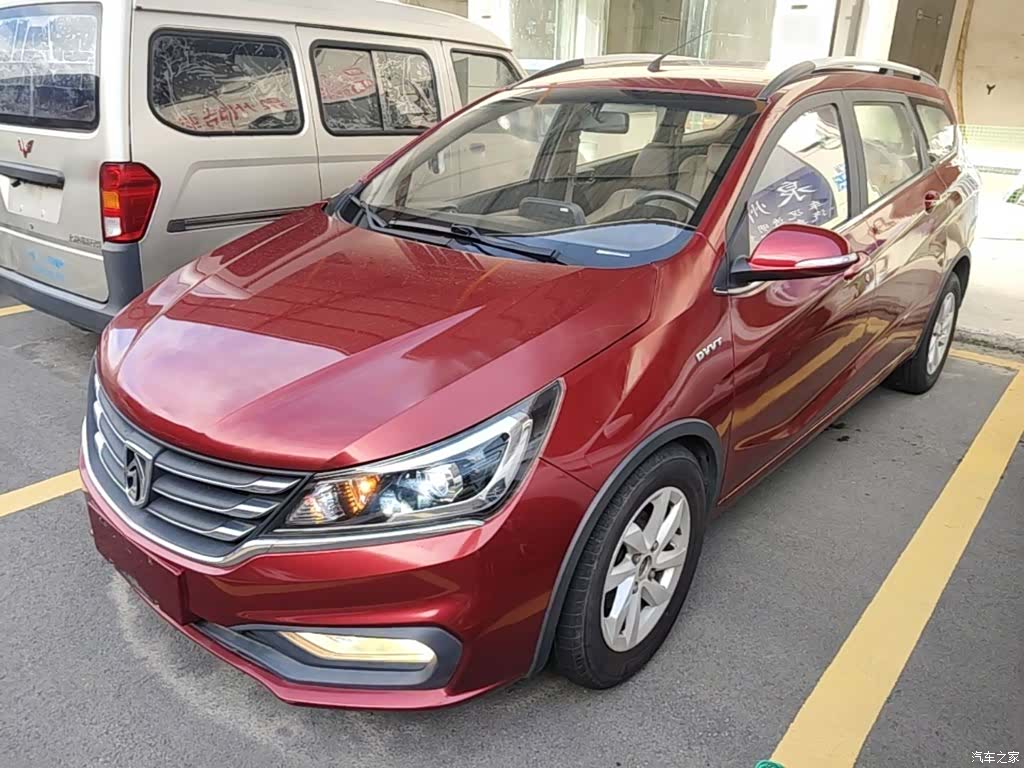 Wuling 310W, 2018 1