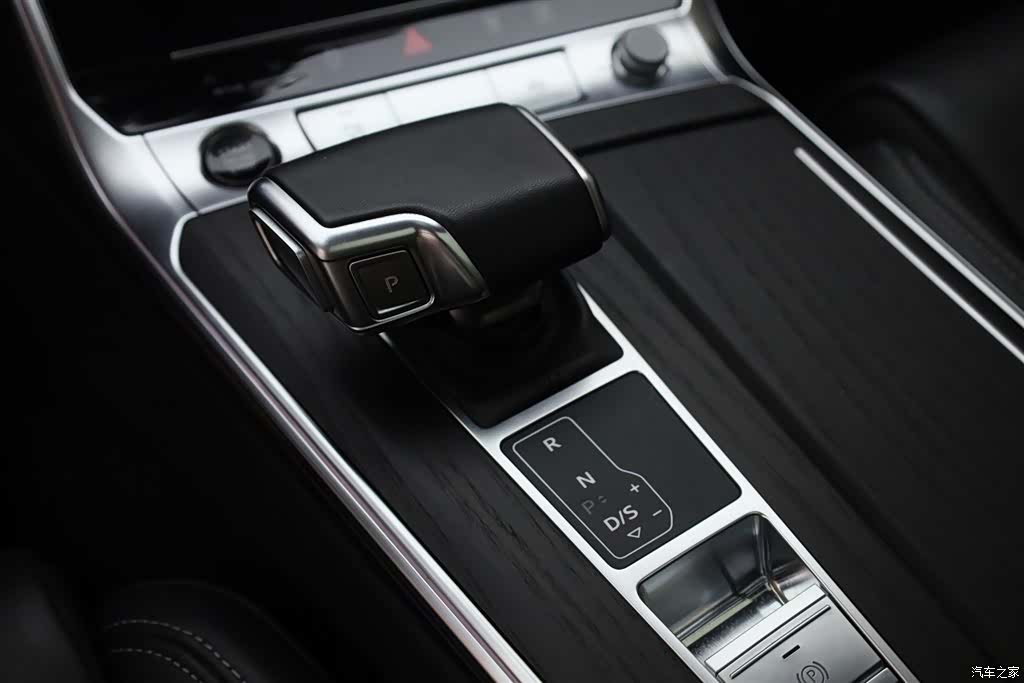 Audi A6L, 2024 30