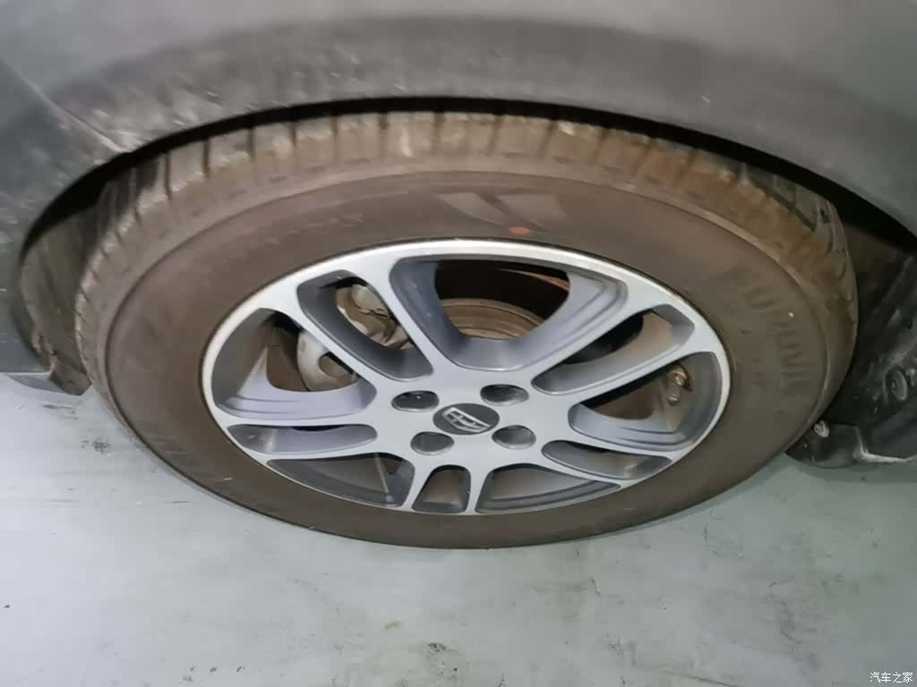 Geely X1, 2019 23