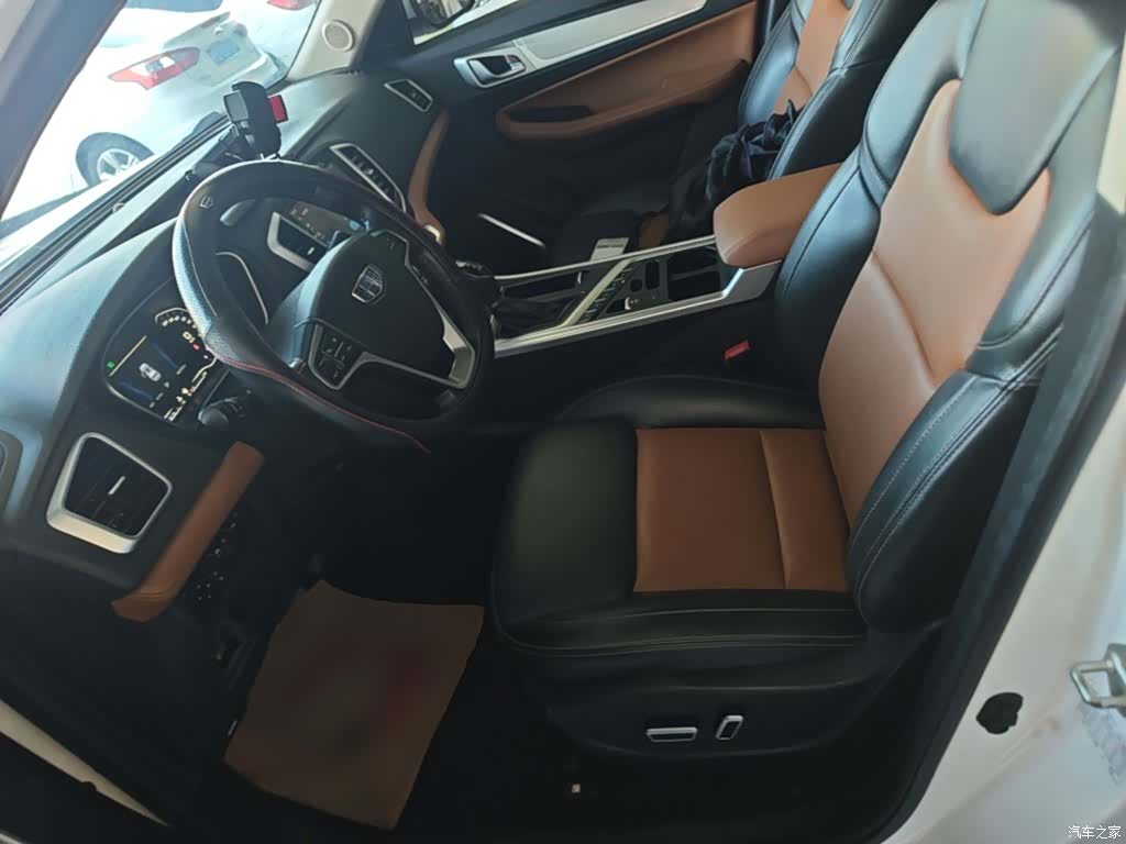 Geely X6, 2018 15