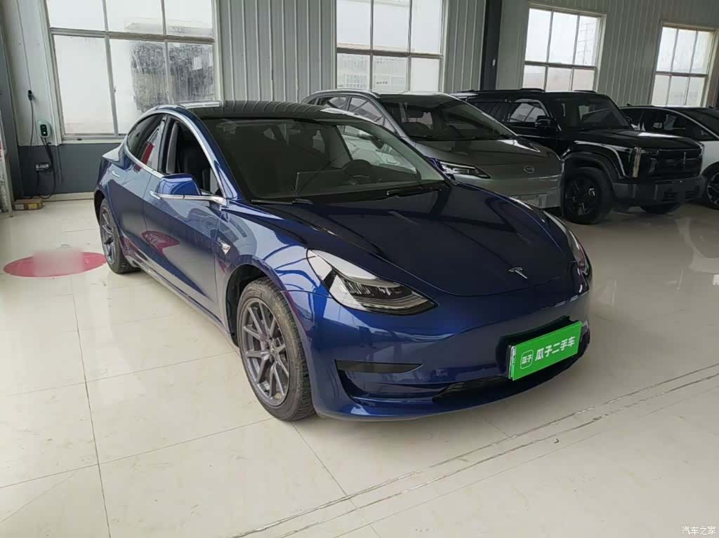 Tesla Model 3, 2020 4