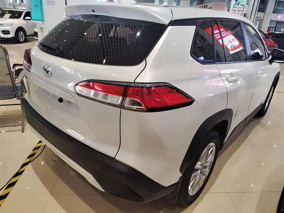 Toyota Corolla Sharp amplifier