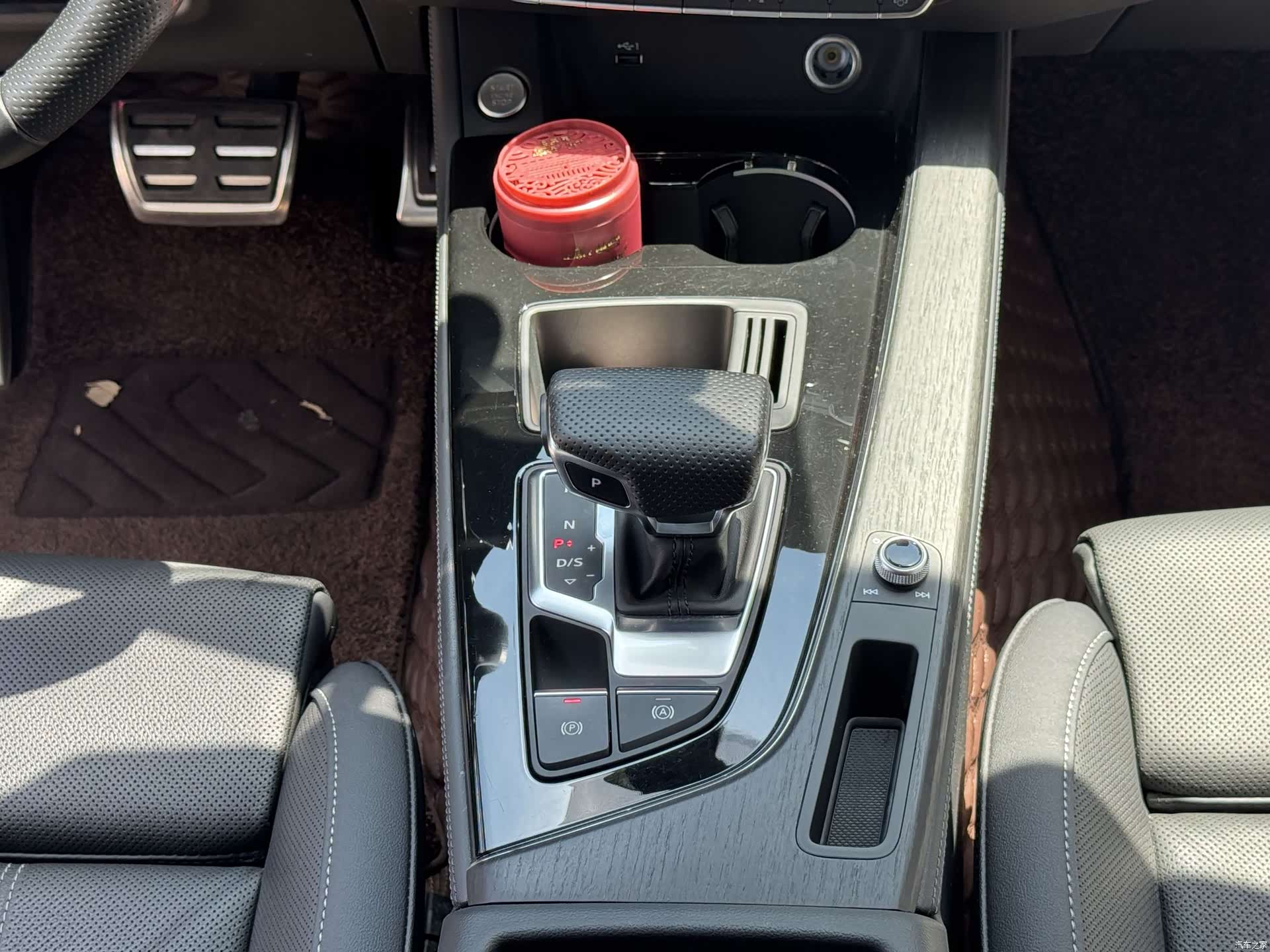 Audi A4L, 2024 14