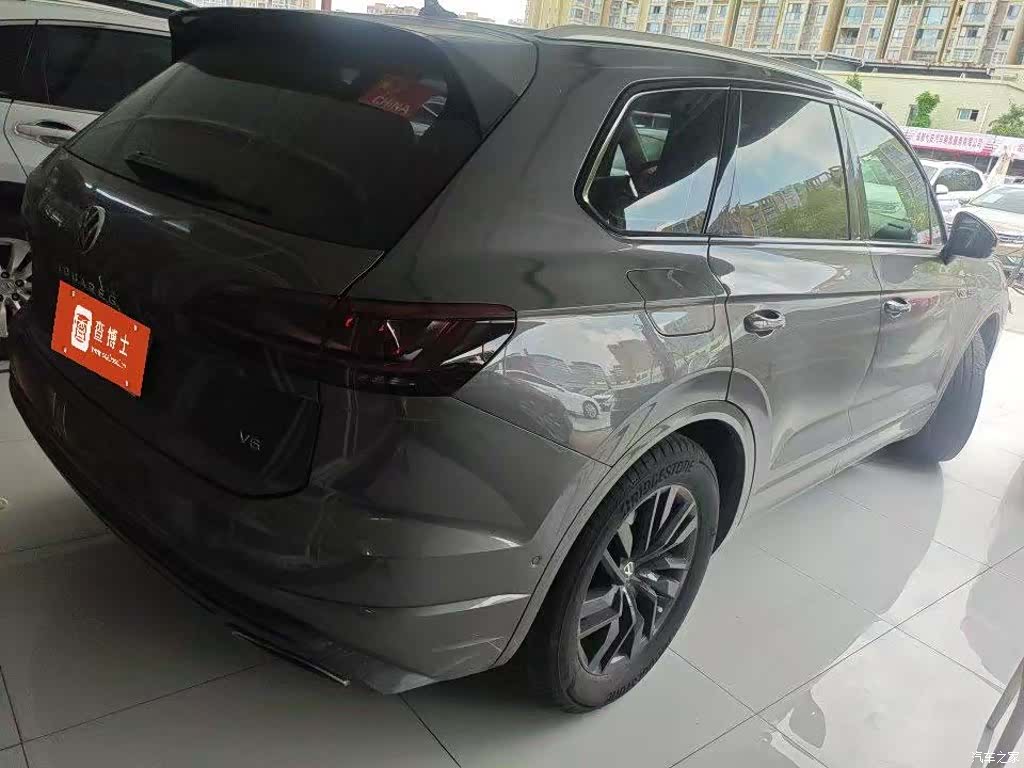Volkswagen Touareg, 2022 2