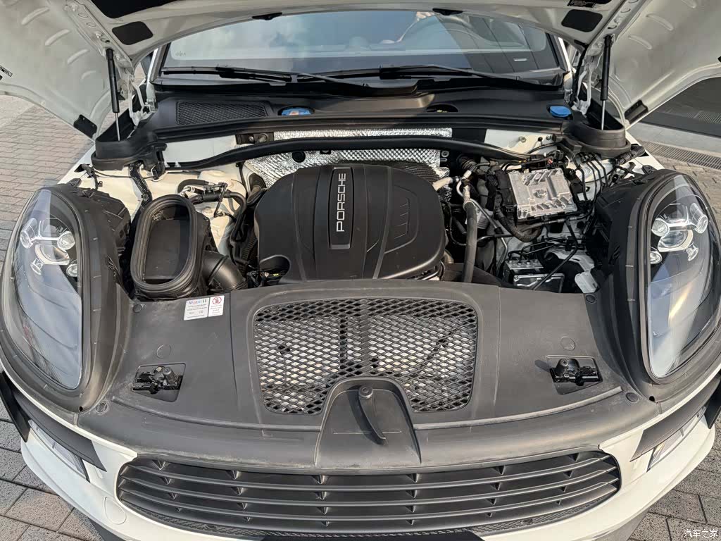Porsche Macan, 2019 9