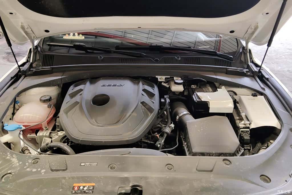 Geely Preface, 2026 10