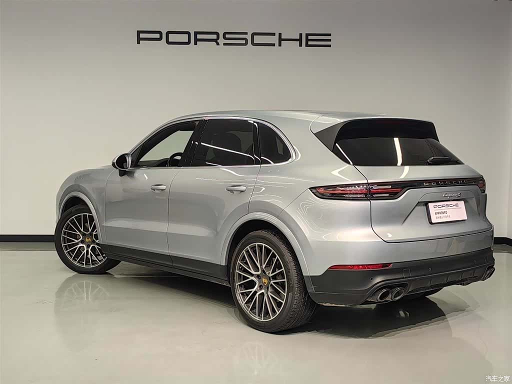 Porsche Cayenne, 2022 все фото