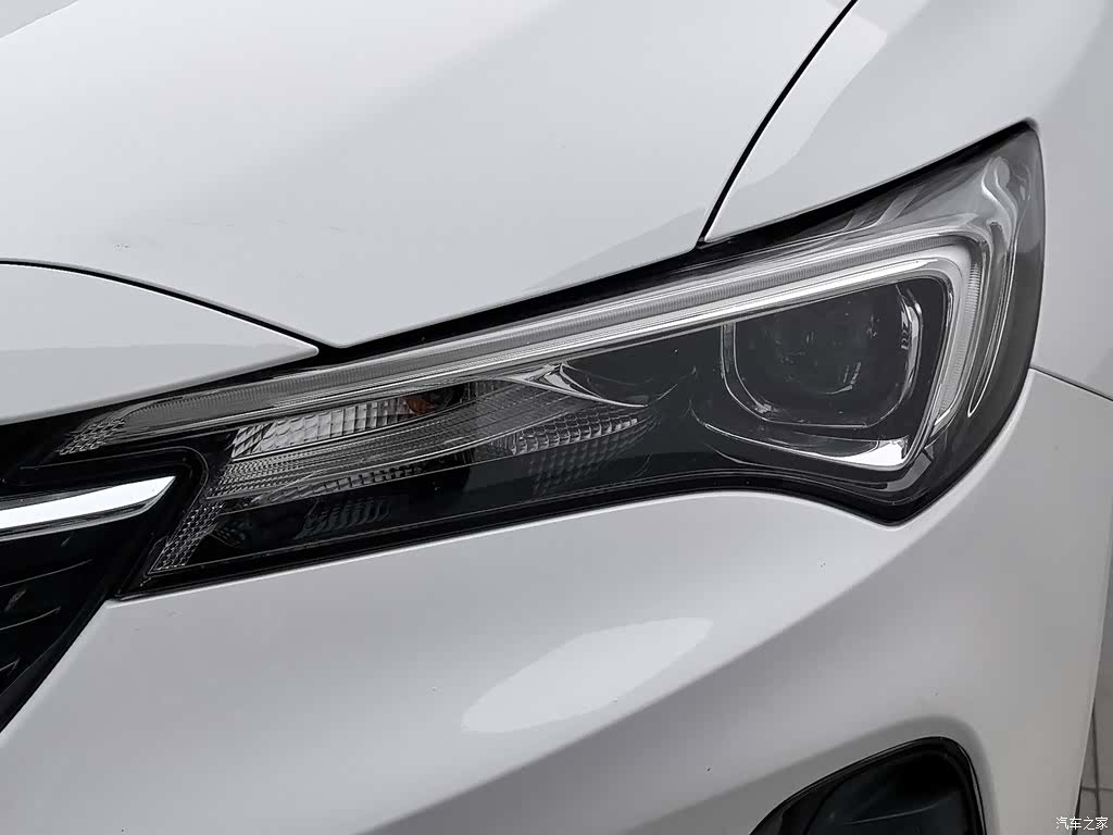 Buick Verano, 2022 7