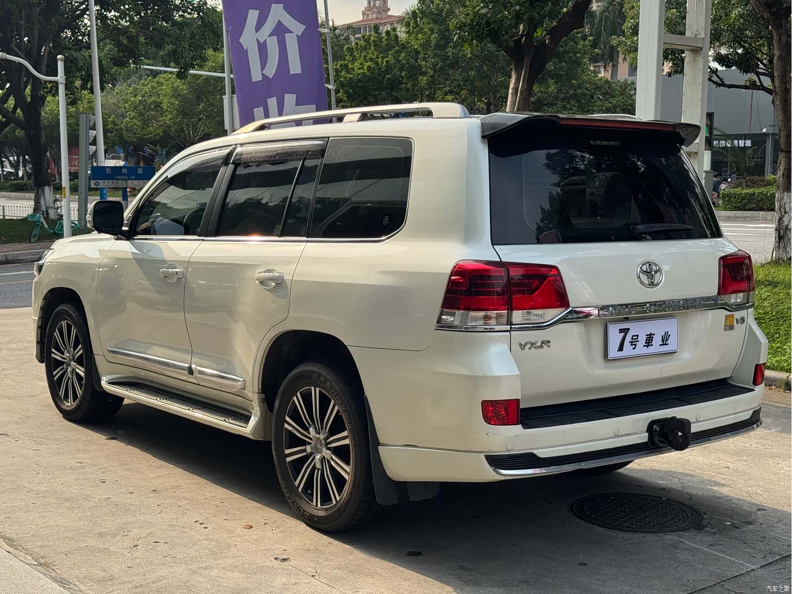 Toyota Land Cruiser, 2019 6