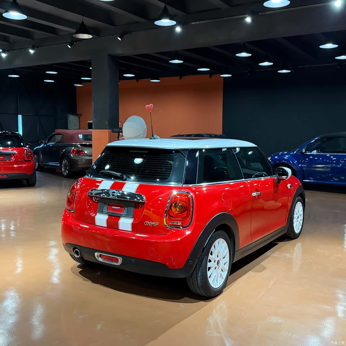 Mini ONE, 2020 6
