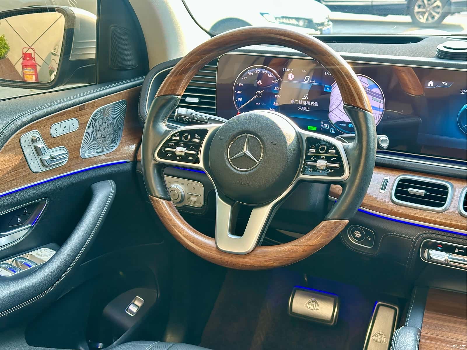 Mercedes-Benz GLS, 2020 8
