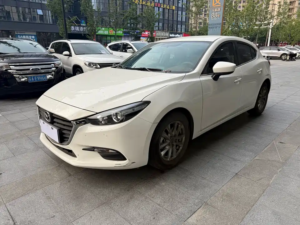 Mazda 3 Angkesaila