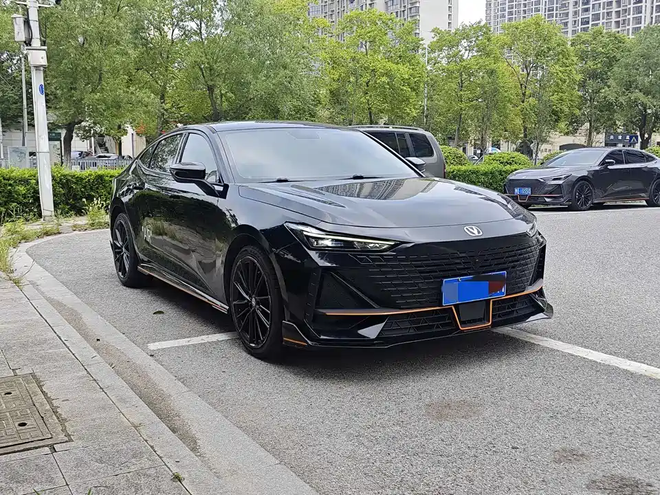 Changan UNI-V