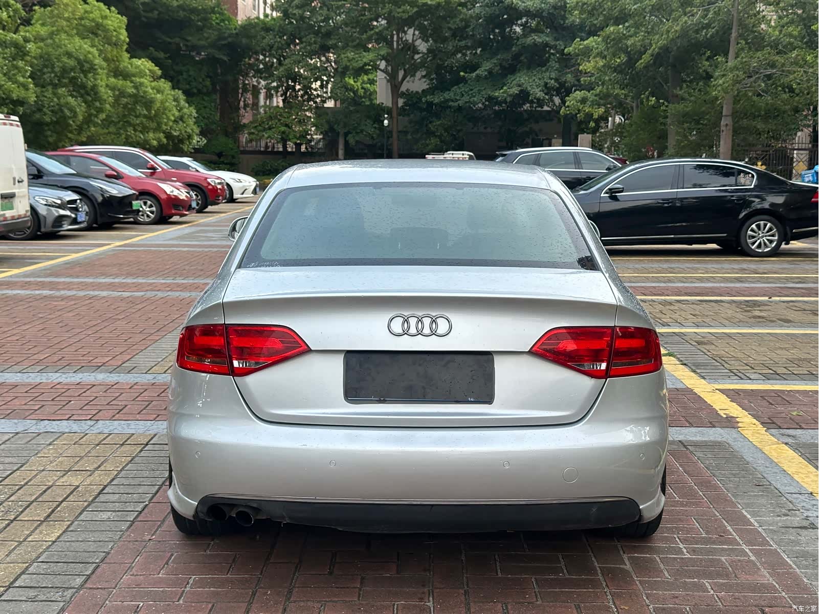 Audi A4L, 2009 7