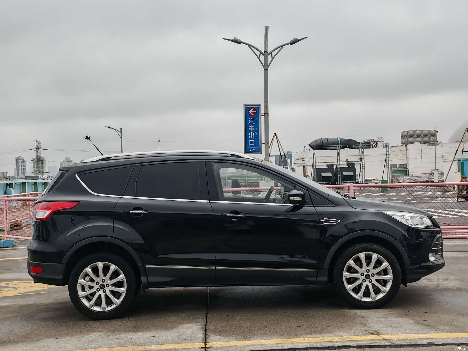 Ford Kuga, 2013 4