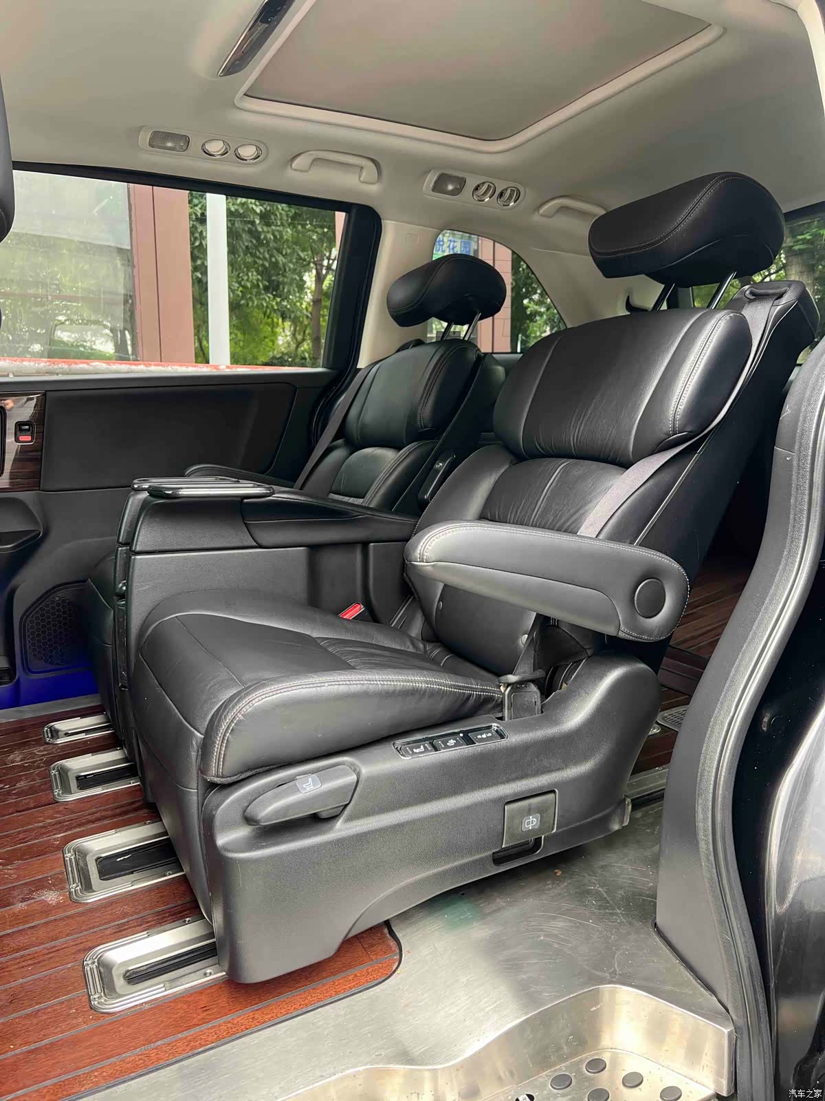 Honda Elysion, 2019 9