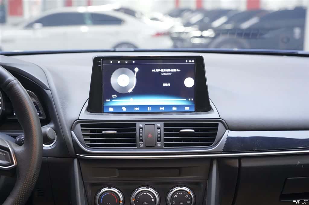 Mazda CX-4, 2020 19